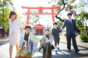 神社で七五三撮影